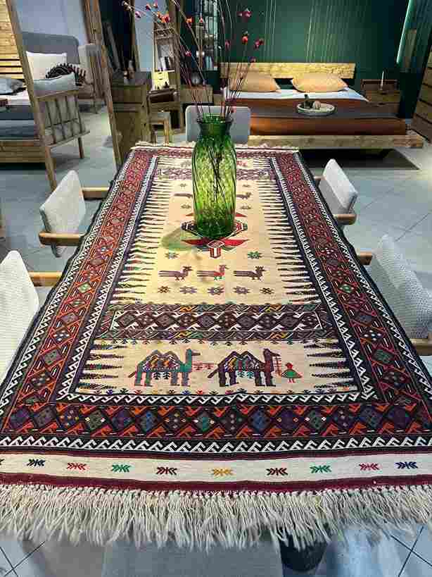 تصویر 4 از گلیم دستباف عشایری با رنگ بندی طبیعی